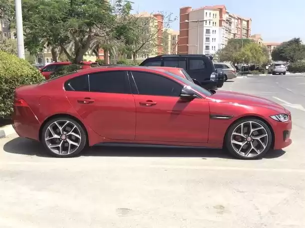 Kullanılmış Jaguar Unspecified Kiralık içinde Riyad #20937 - 1  image 
