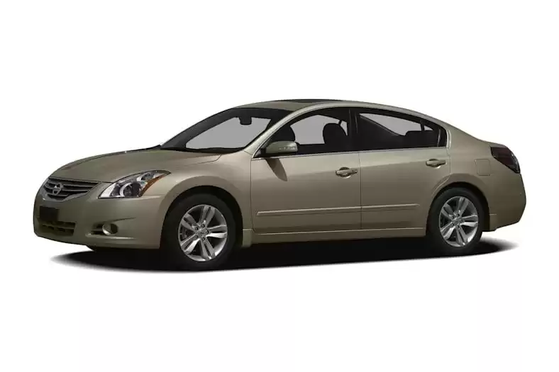 مستعملة Nissan Altima للإيجار في الرياض #21056 - 1  صورة 