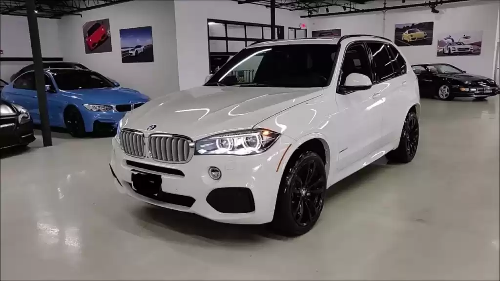 Gebraucht BMW Unspecified Zu vermieten in Riad #21087 - 1  image 