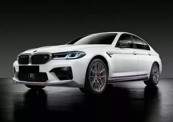 Gebraucht BMW M5 Zu vermieten in Riad #21140 - 1  image 