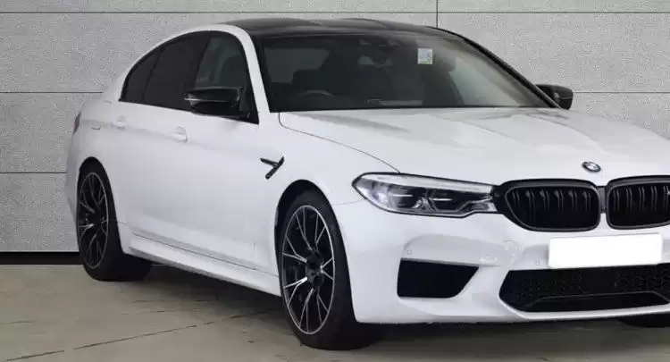Gebraucht BMW M5 Zu vermieten in Riad #21142 - 1  image 