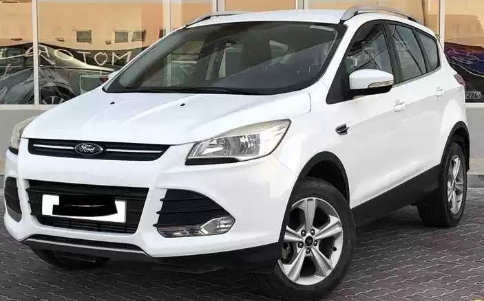 Gebraucht Ford Escape Zu vermieten in Riad #21319 - 1  image 