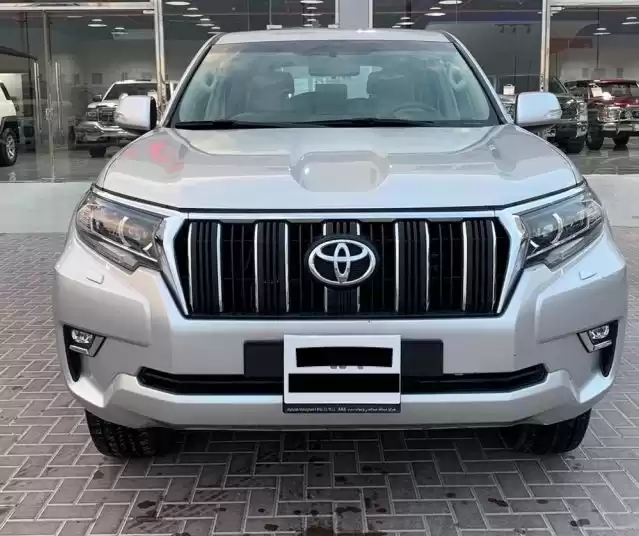 مستعملة Toyota Prado للإيجار في الرياض #21446 - 1  صورة 