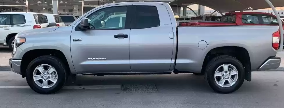 Использовал Toyota Tundra Аренда в Эр-Рияд #21497 - 1  image 