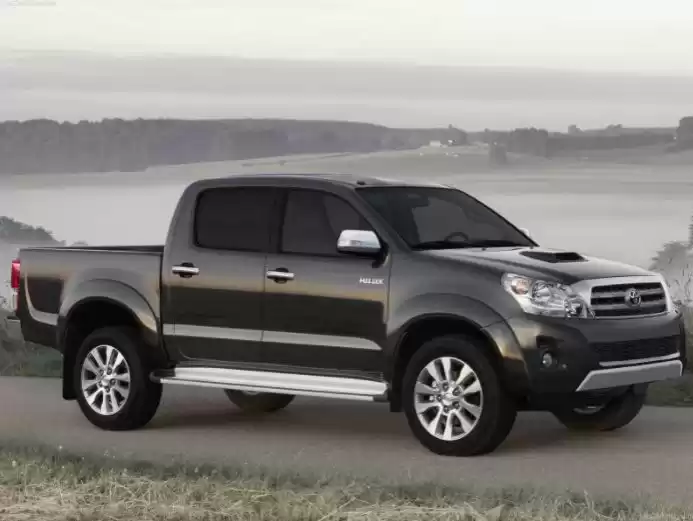 مستعملة Toyota Hilux للبيع في دبي #21602 - 1  صورة 