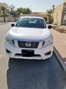 مستعملة Nissan Navara للبيع في الدوحة #21694 - 1  صورة 