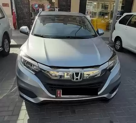 استفاده شده Honda HR-V برای اجاره که در دوحه #21803 - 1  image 