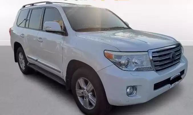 استفاده شده Toyota Land Cruiser برای اجاره که در دوحه #21896 - 1  image 