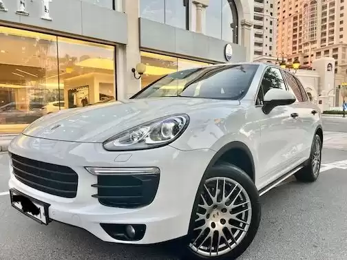 استفاده شده Porsche Unspecified برای اجاره که در دوحه #21974 - 1  image 