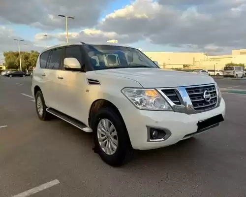 استفاده شده Nissan Patrol برای اجاره که در دوحه #21998 - 1  image 