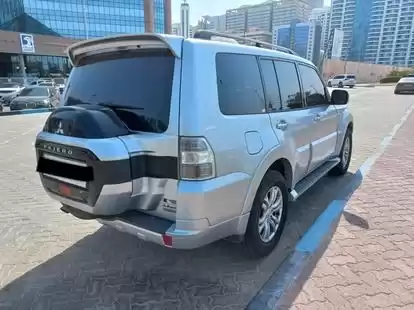 مستعملة Mitsubishi Pajero للإيجار في الدوحة #21999 - 1  صورة 