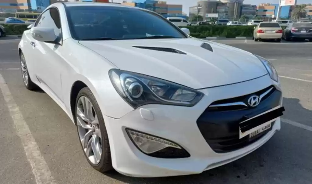مستعملة Hyundai Genesis للإيجار في الدوحة #22041 - 1  صورة 