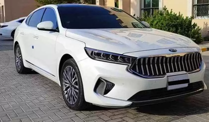 مستعملة Kia Cadenza للإيجار في الدوحة #22057 - 1  صورة 