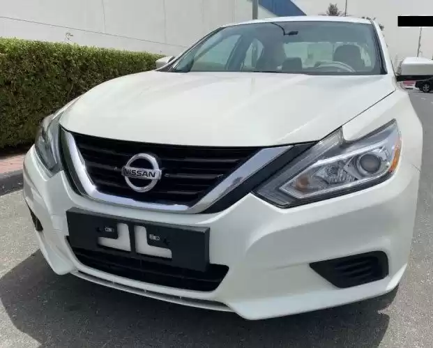 Gebraucht Nissan Altima Zu vermieten in Doha #22086 - 1  image 