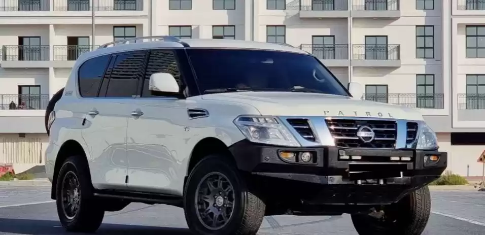 مستعملة Nissan Patrol للإيجار في الدوحة #22121 - 1  صورة 