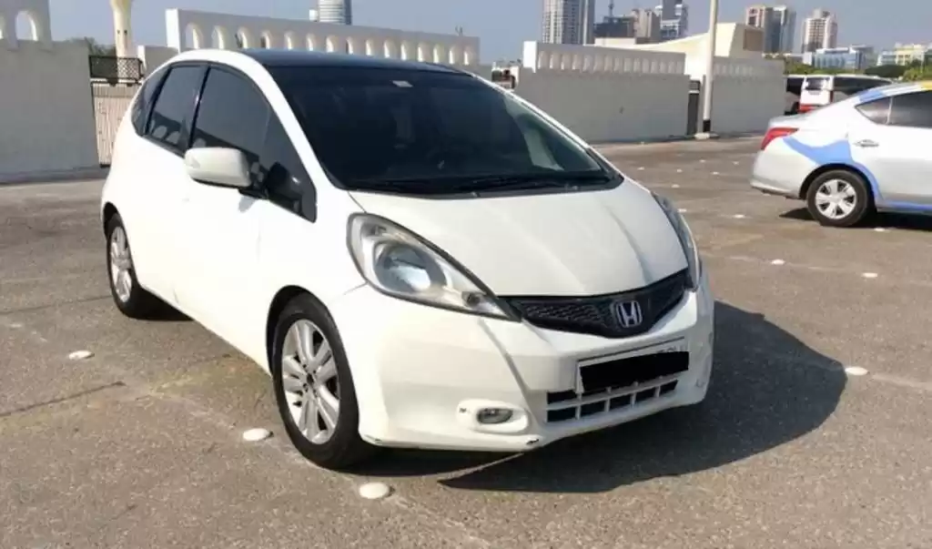مستعملة Honda Jazz للإيجار في الدوحة #22145 - 1  صورة 