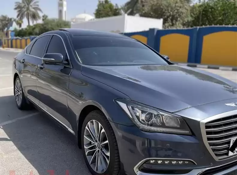 استفاده شده Hyundai Genesis برای اجاره که در دوحه #22218 - 1  image 
