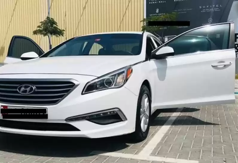 استفاده شده Hyundai Sonata برای اجاره که در دوحه #22223 - 1  image 