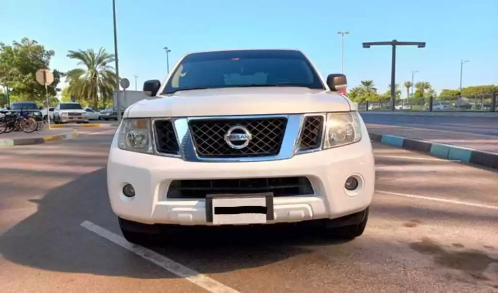 استفاده شده Nissan Pathfinder برای اجاره که در دوحه #22271 - 1  image 