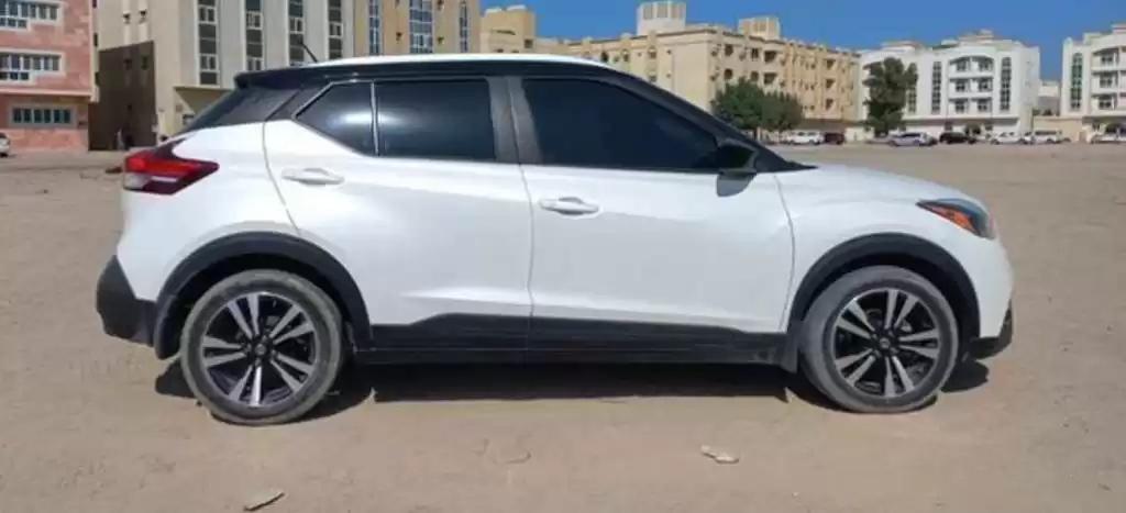 مستعملة Nissan Kicks للإيجار في الدوحة #22292 - 1  صورة 