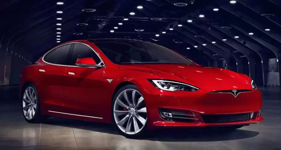 مستعملة Tesla MODEL S للإيجار في عمان #22344 - 1  صورة 