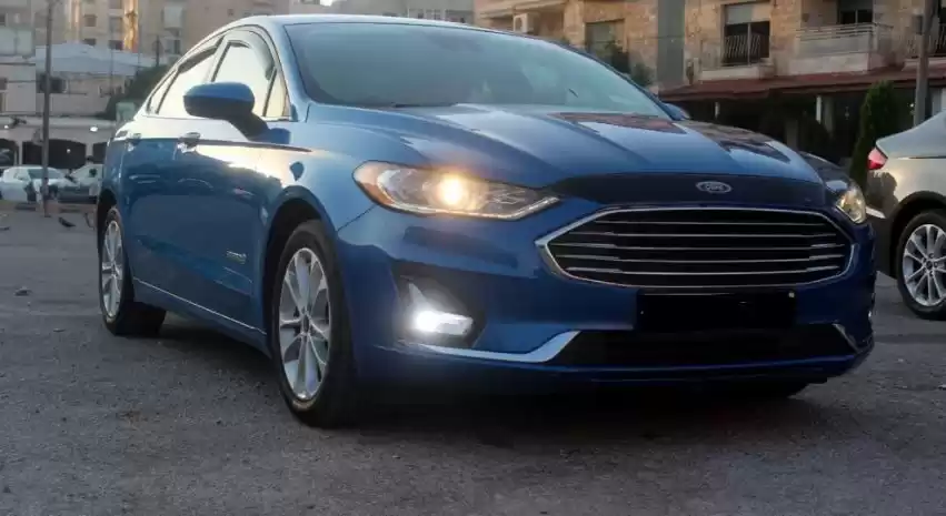 استفاده شده Ford Fusion برای اجاره که در امان #22755 - 1  image 