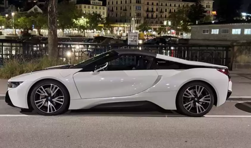 Совершенно новый BMW i8 Sport Продается в Амман #22936 - 1  image 