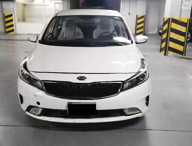 استفاده شده Kia Cerato برای اجاره که در دبی #23311 - 1  image 