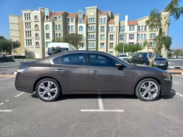 Использовал Nissan Maxima Продается в Дубай #23360 - 1  image 