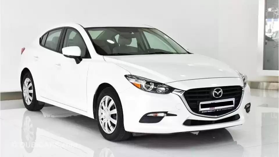 مستعملة Mazda Mazda3 للبيع في دبي #23470 - 1  صورة 