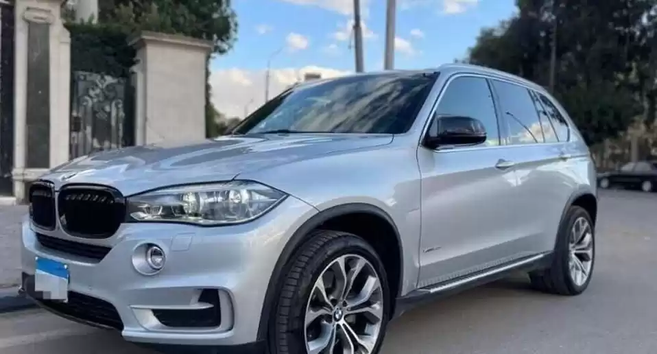 مستعملة BMW X5 للبيع في محافظة-القاهرة‬ #23778 - 1  صورة 