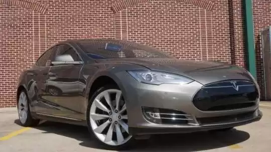Usado Tesla MODEL S Venta en Gobernación-de-El-Cairo #24771 - 1  image 