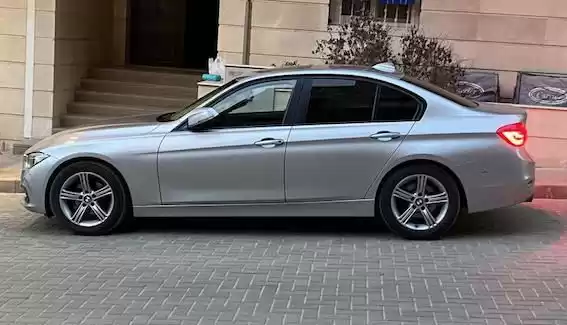 مستعملة BMW 320 للبيع في محافظة-القاهرة‬ #24913 - 1  صورة 