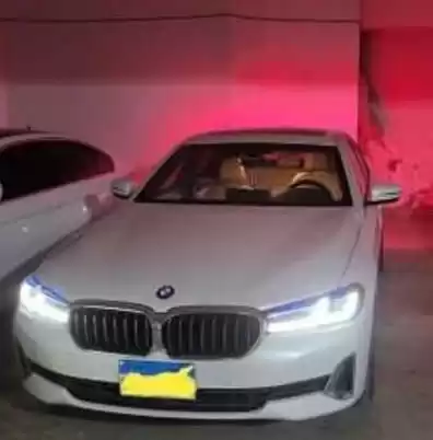 مستعملة BMW 520i للبيع في القاهرة , محافظة-القاهرة‬ #24958 - 1  صورة 