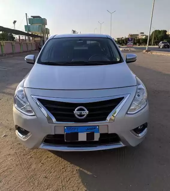 Использовал Nissan Sunny Аренда в Каир-губернаторство #25052 - 1  image 