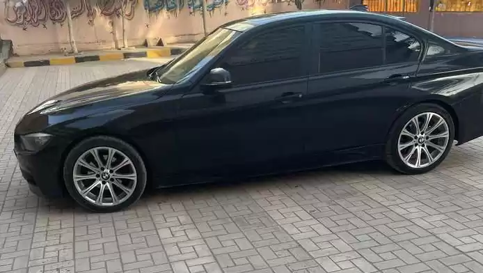 مستعملة BMW 320 للبيع في محافظة-القاهرة‬ #25072 - 1  صورة 