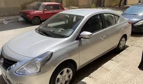 مستعملة Nissan Sunny للبيع في محافظة-القاهرة‬ #25095 - 1  صورة 