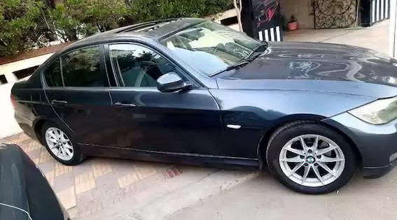 Использовал BMW 320 Продается в Каир , Каир-губернаторство #25120 - 1  image 