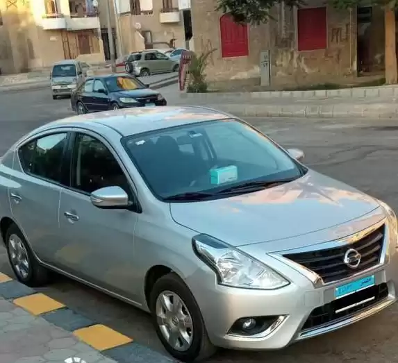Использовал Nissan Sunny Аренда в Каир-губернаторство #25146 - 1  image 