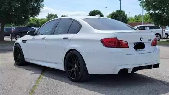 مستعملة BMW M5 للبيع في Sultan-Ahmet , فاتح , اسطنبول #25398 - 1  صورة 