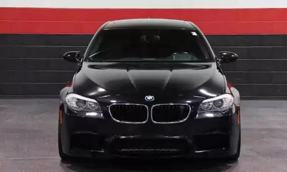 مستعملة BMW M5 للبيع في Ilıca , Çeşme , ازمير #25422 - 1  صورة 
