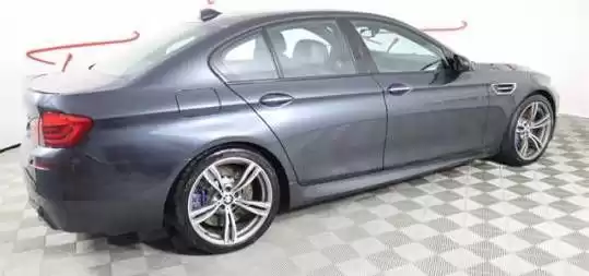 مستعملة BMW M5 للبيع في Gümüşsuyu , Beyoğlu , اسطنبول #25516 - 1  صورة 