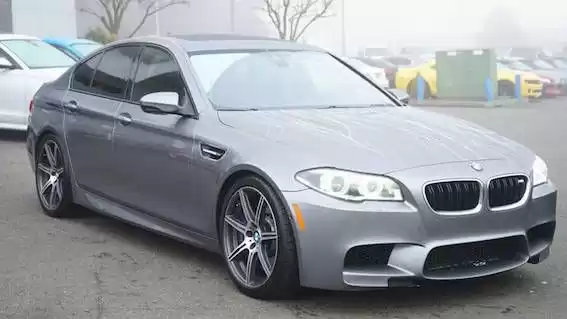 مستعملة BMW M5 للبيع في Gümüşsuyu , Beyoğlu , اسطنبول #25889 - 1  صورة 