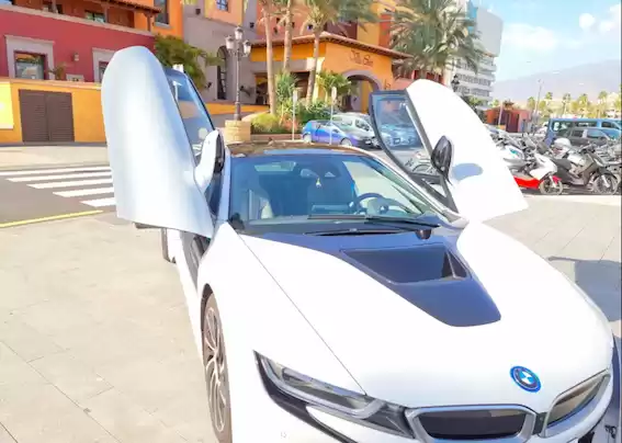 مستعملة BMW i8 Sport للبيع في Harbiye , Şişli , اسطنبول #26003 - 1  صورة 