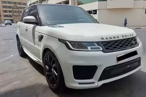 用过的 Land Rover Range Rover 出租 在 伊斯坦布尔 #26347 - 1  image 