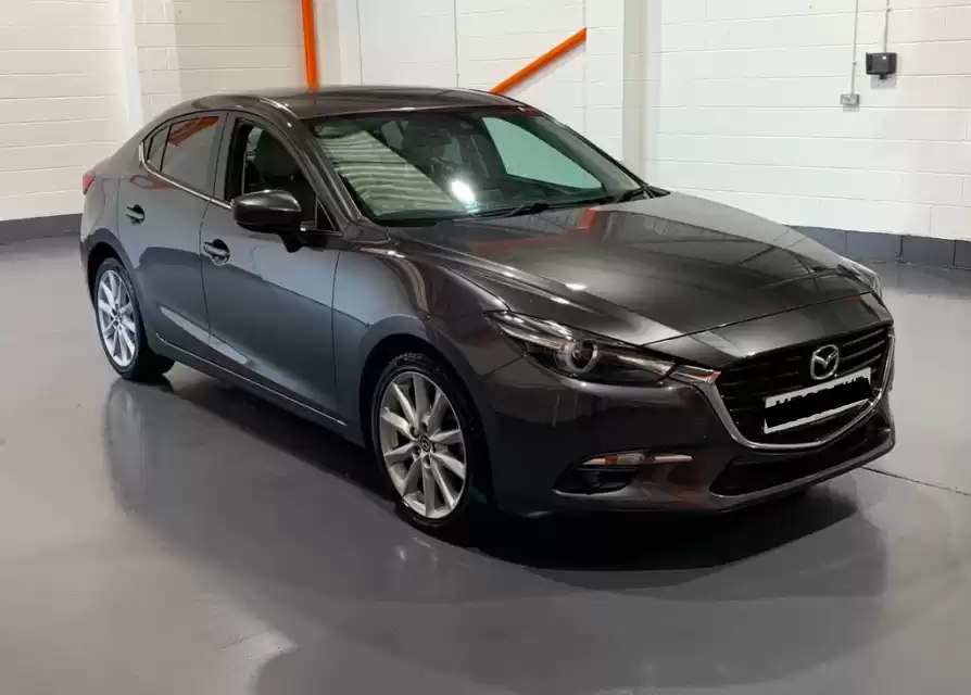 مستعملة Mazda Mazda3 للبيع في لندن , لندن-الكبرى , إنجلترا #27416 - 1  صورة 