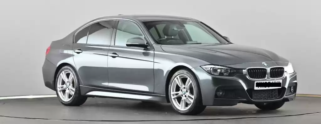 Utilisé BMW 320 À vendre au Grand-Londres , Angleterre #27433 - 1  image 