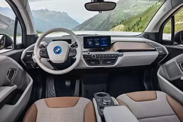 Использовал BMW Unspecified Продается в Лондон , Большой Лондон , Англия #27470 - 1  image 