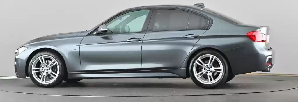 Использовал BMW 320 Продается в Лондон , Большой Лондон , Англия #27622 - 1  image 