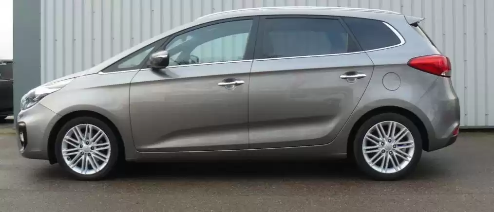مستعملة Kia Unspecified للبيع في لندن , لندن-الكبرى , إنجلترا #27676 - 1  صورة 